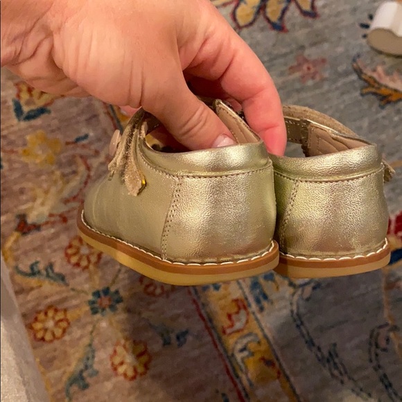 Elephantito Size 19 Gold Mary Janes - Picture 5 of 5